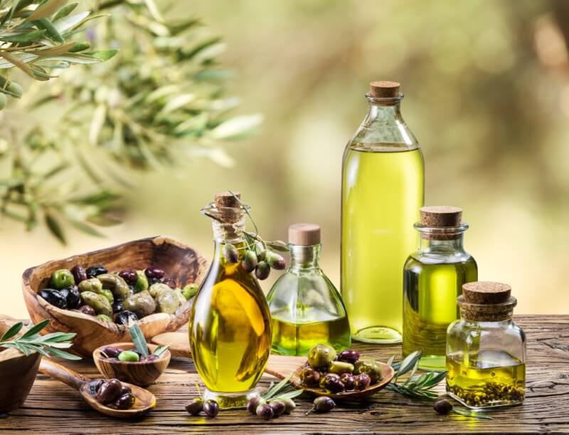 What Are The Different Types of Olive Oil & Does it Matter?