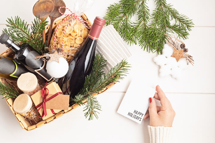 DIY Holiday Gift Basket with an Italian Twist